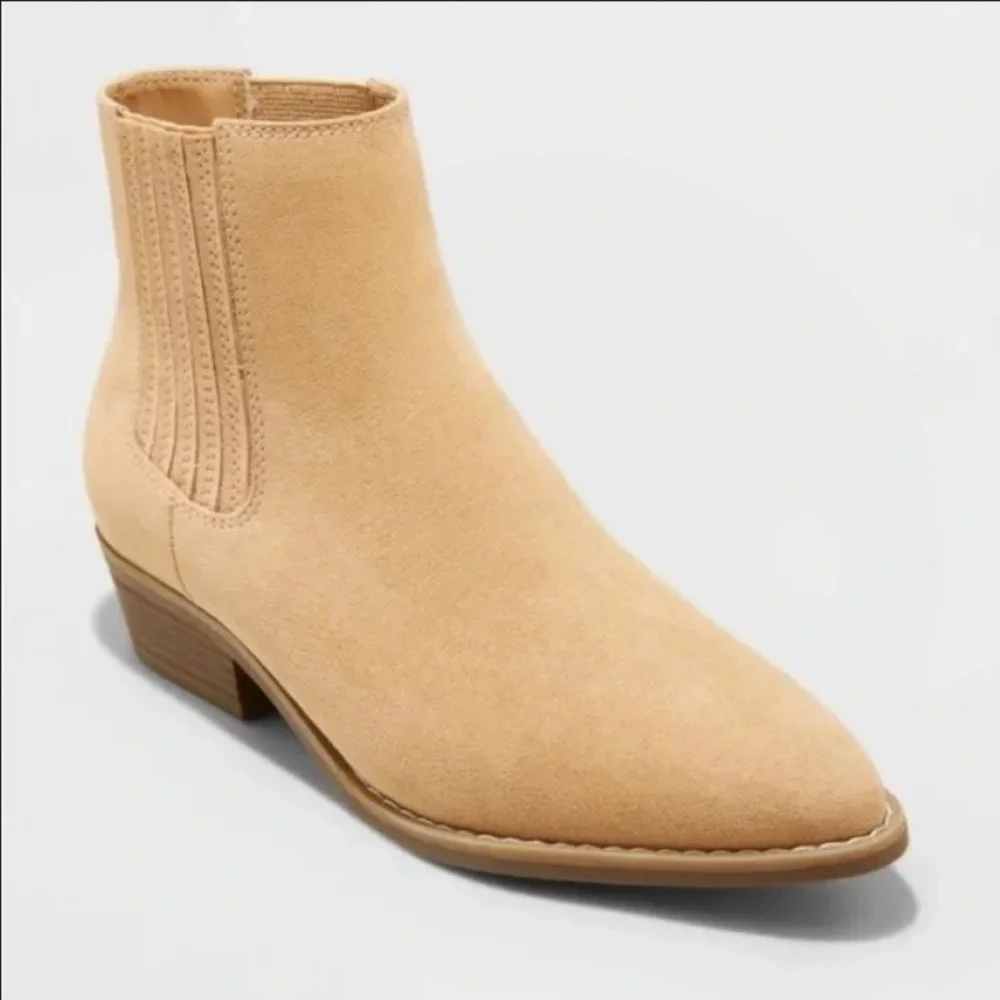 NWT Alena Western Ankle Boots Universal Thread Suede Beige Booties Bohemian Shoe - Picture 3 of 6